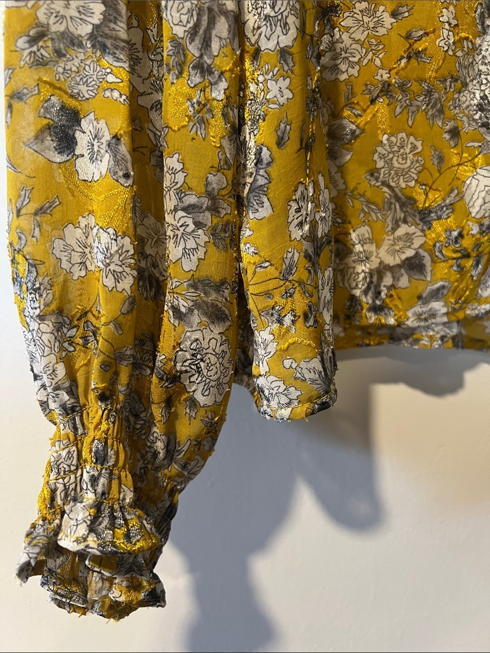 Zara Ruffled Top - Picture 3 of 10